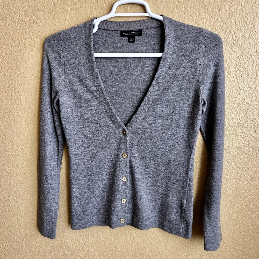 Banana Republic Wool Blend V Neck Gray Cardigan